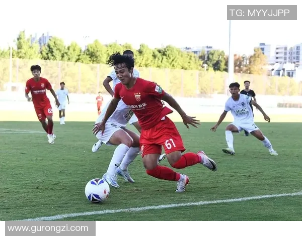 上海足球队在足球意识排行榜中荣登第八名展现实力与潜力 上海足球队在足球意识排行榜中荣登第八名展现实力与潜力