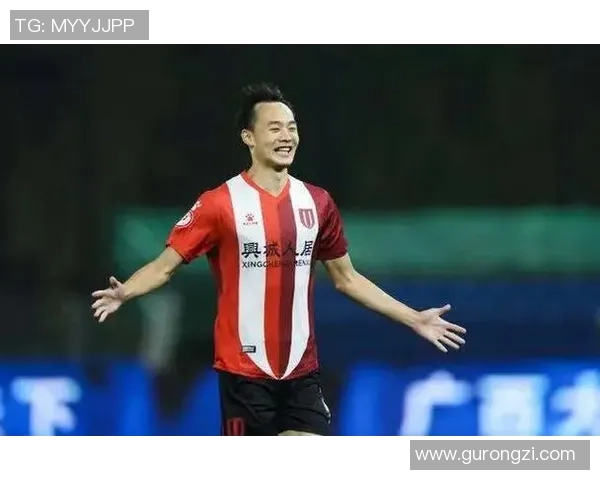 成都网球队团队协作引发热议球员间配合与信任的挑战与思考 成都网球队团队协作引发热议球员间配合与信任的挑战与思考