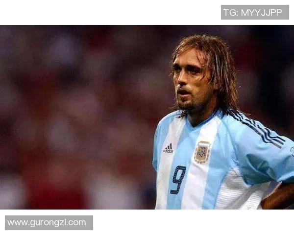 传奇射手巴蒂斯图塔的辉煌职业生涯与成就回顾