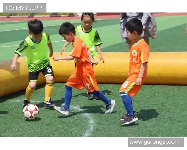 小孩与足球明星亲密互动精彩瞬间合集视频分享 小孩与足球明星亲密互动精彩瞬间合集视频分享