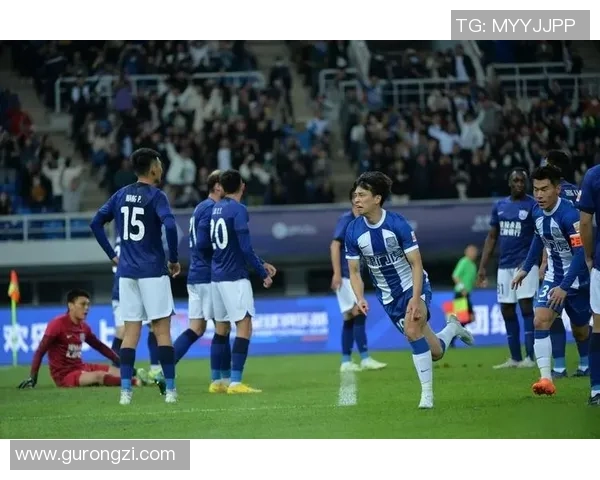 武汉足球队边路渗透战术解析与实战应用深度剖析